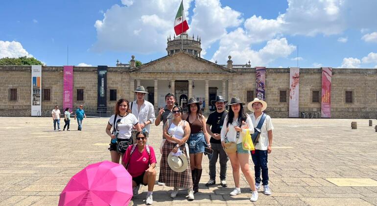 Guadalajara Free Tour: Symbols and Emblematic Spaces Provided by Estación