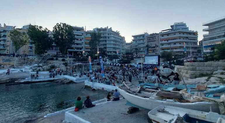 discover-the-seaside-coast-of-athens-with-us-es-12