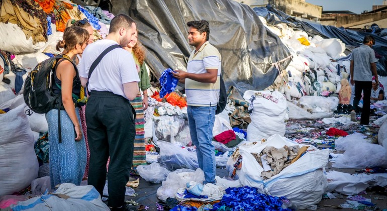 Sanjay Colony Slum Free Tour in New Delhi India &mdash; #6