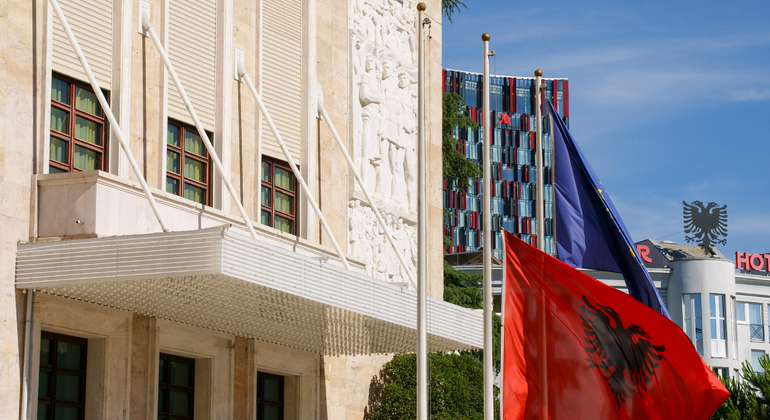 Tirana para a Albânia: Percorrer um caminho histórico Free Tour Albânia — #15