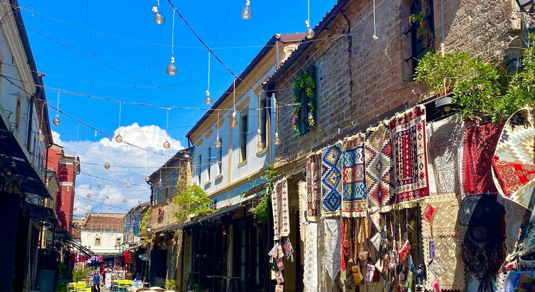tour-guide-through-the-city-of-korca-en-9