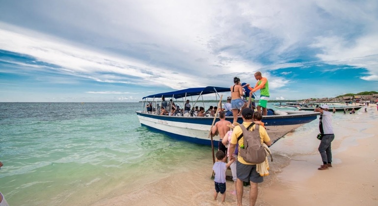 Tour a las Islas Del Rosario y Playa Blanca Colombia — #13