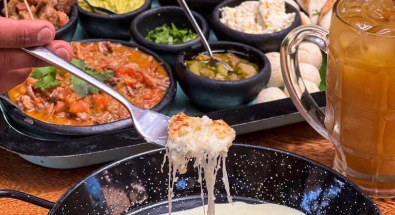 food-tasting-with-a-local-es-7