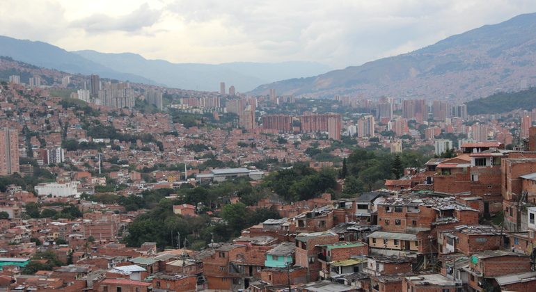 Comuna 13: Graffiti & Culture Free Tour Colombia — #8