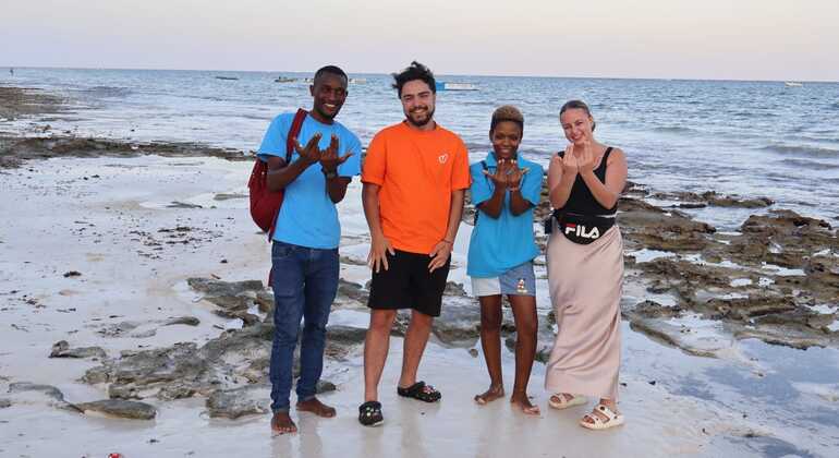 diani-street-food-market-tour-en-1