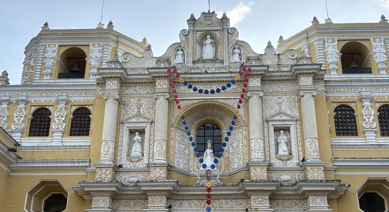 free-tour-por-antigua-historia-tradicion-es-6