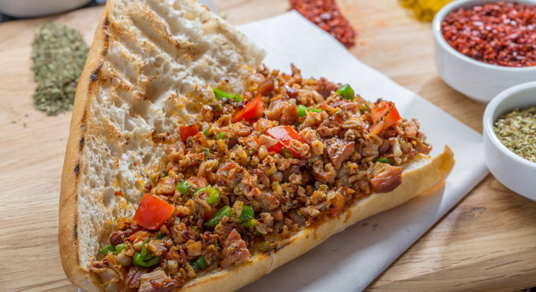 eat-like-a-turk-with-a-local-guide-es-4