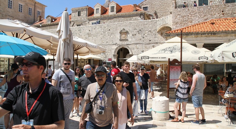 Tour-a-Pie-en-Dubrovnik-Descubra-el-Casco-Viejo-4