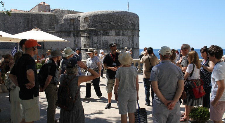 Tour-a-Pie-en-Dubrovnik-Descubra-el-Casco-Viejo-8