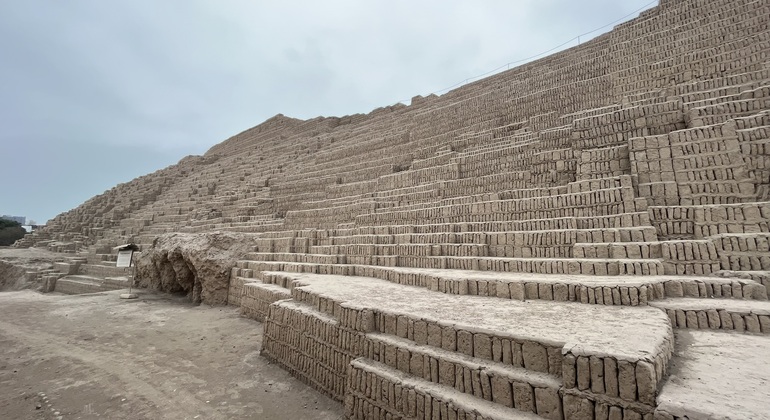 Miraflores & San Isidro: Pyramids (Huaca Pucllana) and Olivar Park Peru &mdash; #3