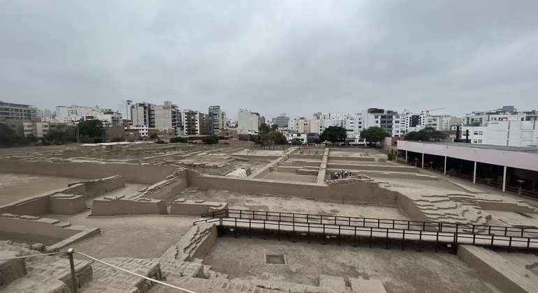 Miraflores & San Isidro: Pyramids (Huaca Pucllana) and Olivar Park Peru &mdash; #4