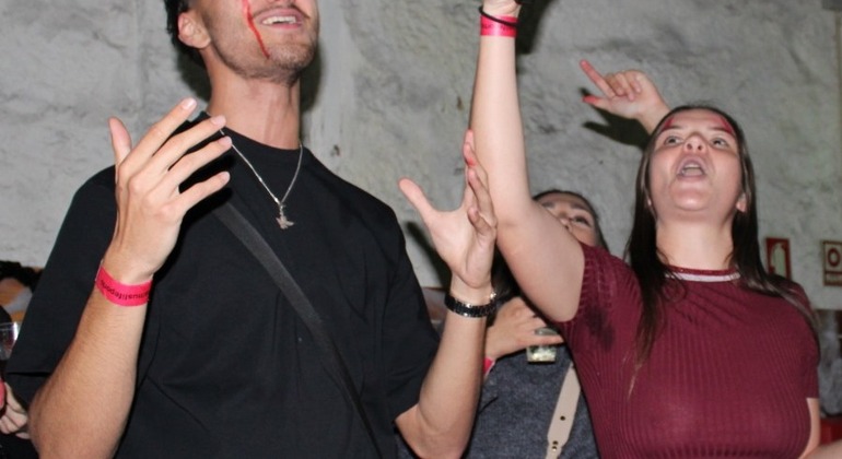 Halloween Pub Crawl en Oporto: 7 bebidas, juegos y entrada VIP al club Portugal &mdash; #7