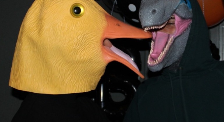 Halloween Pub Crawl en Oporto: 7 bebidas, juegos y entrada VIP al club Portugal &mdash; #10