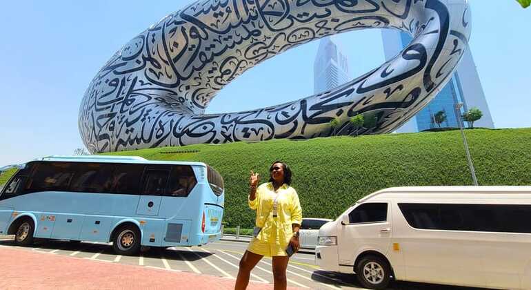 Dubai Stadtrundfahrt mit Burj Khalifa an der Spitze Vereinigte Arabische Emirate — #18