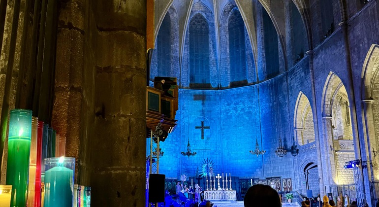 enchanting-gothic-quarter-by-night-tour-en-2