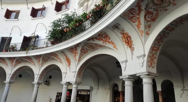 descubre-la-sevilla-monumental-con-un-guia-sevillano-es-2