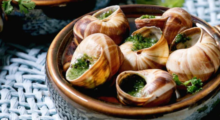 eat-like-a-parisian-with-a-local-guide-es-1