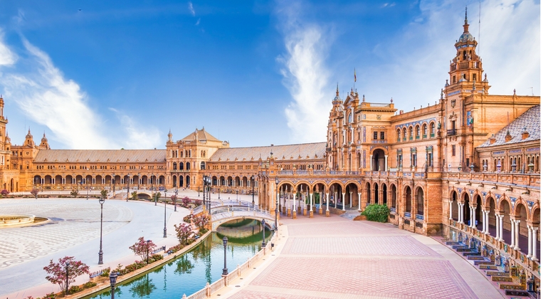 Free Tour Sevilla Premium: Descubre la Ciudad Operado por Ciudad Bonita Tours