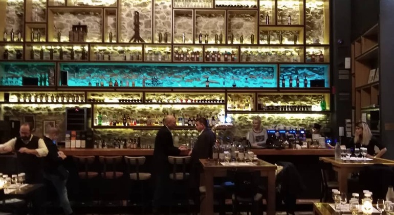 Esperienza di vino e cocktail ad Atene in bar di alto livello Grecia — #7