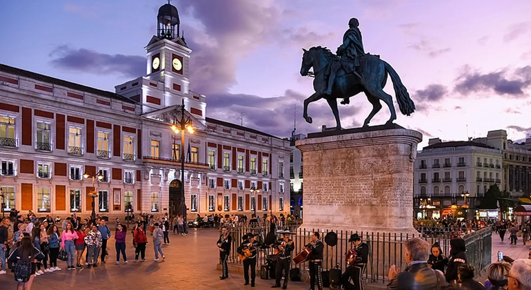 free-walking-tour-discovering-madrid-es-3