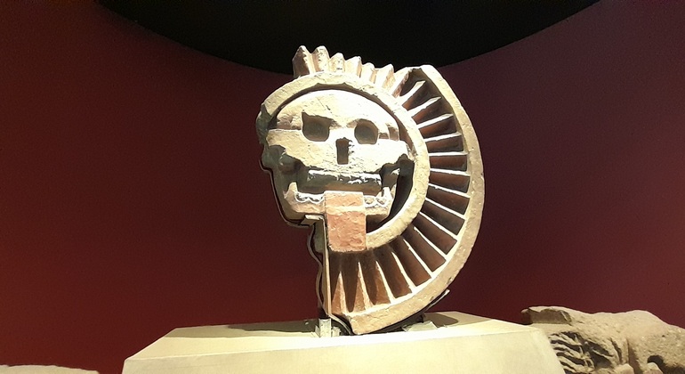 Museo Nacional de Antropología Tour: La Muerte en el México Antiguo Operado por National Museum of Anthropology Tour: Death in Ancient Mexico
