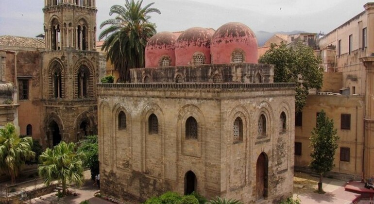 free-tour-por-el-casco-historico-de-palermo-es-3