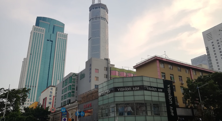 Os maiores mercados electrónicos de Shenzhen , China