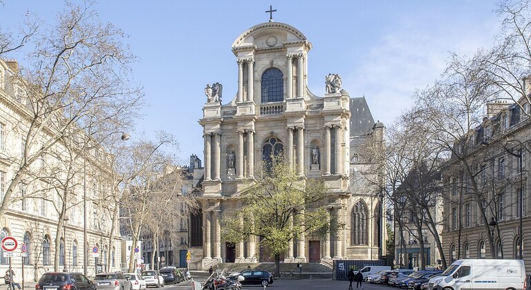 Free Tour of Paris During World War II France — #4