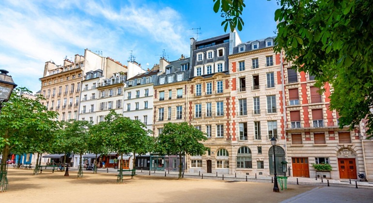 ile-de-la-cite-notre-dame-walking-tour-en-1