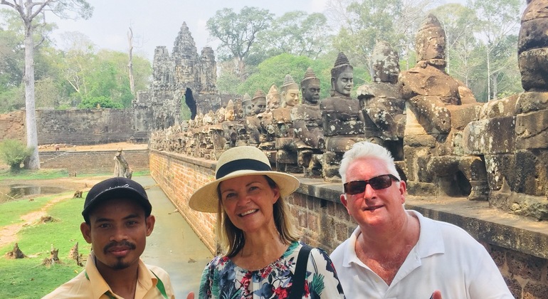 2-Days Siem Reap Tour to Banteay-Srei and Kompong-Pluk