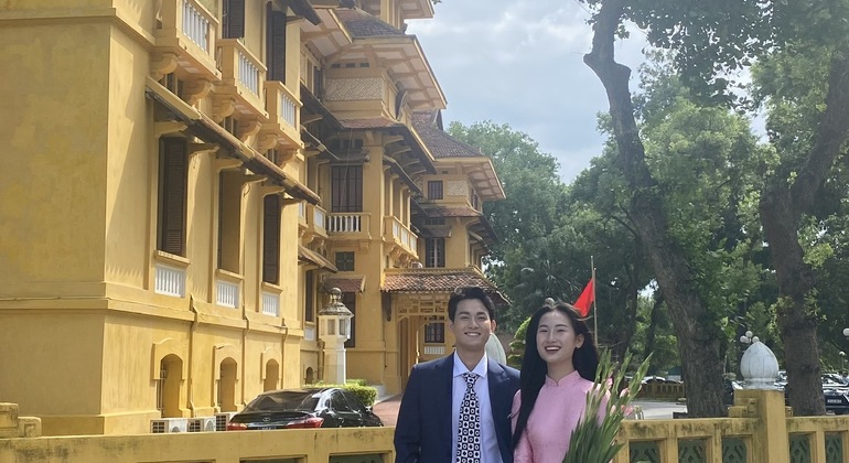 ho-chi-minhs-legacy-the-bfiftytwo-sites-tour-es-3