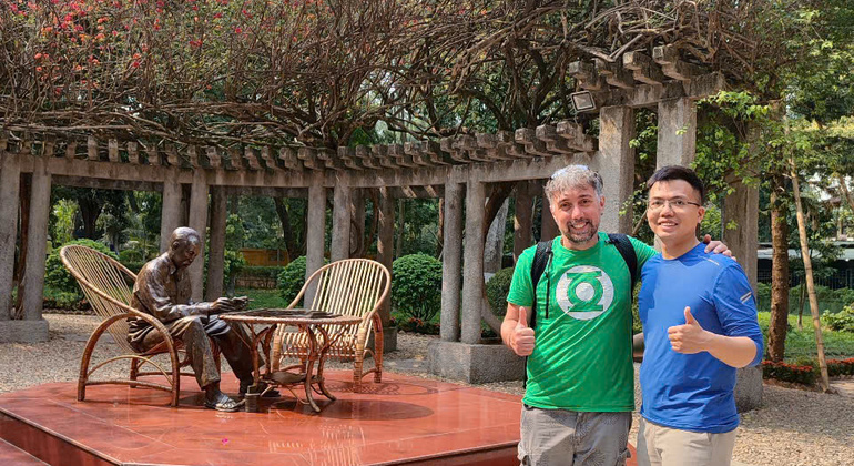 ho-chi-minhs-legacy-the-bfiftytwo-sites-tour-es-10