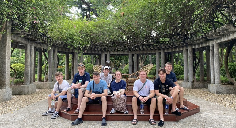 ho-chi-minhs-legacy-the-bfiftytwo-sites-tour-es-12