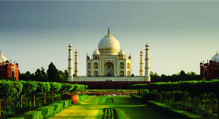 Excursão privada com pernoita a Agra a partir de Deli Organizado por Delhi Agra Tours