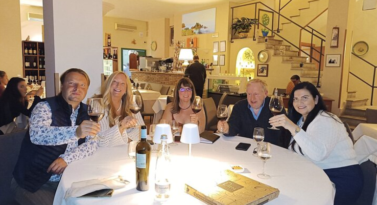 Degustazione di vini e tour a piedi della città di Granada Spagna — #4