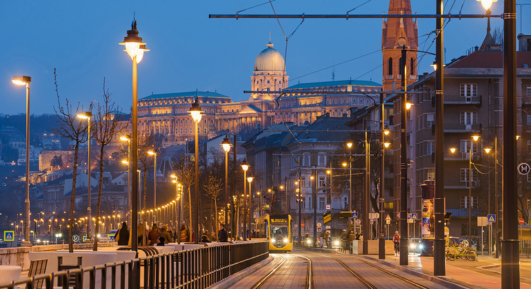 budapest-views-stories-a-unique-city-tour-es-4