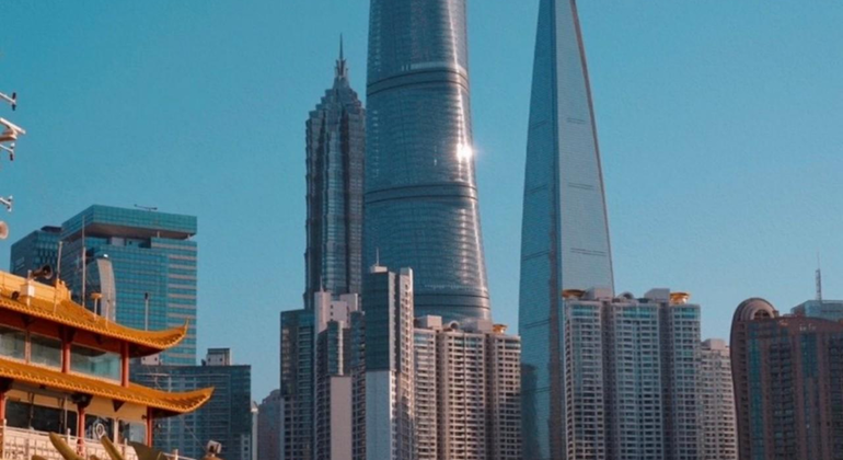 Crucero nocturno por el Huangpu: Ambiente acogedor y brillo del Shanghái moderno China — #5