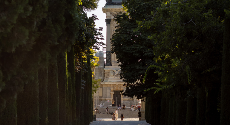 free-tour-esencial-por-retiro-es-1