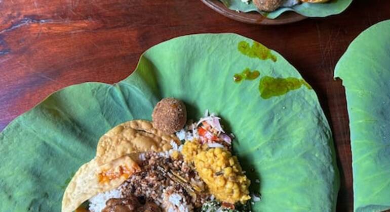 a-guided-tour-to-ancient-anuradhapura-with-lucky-en-6