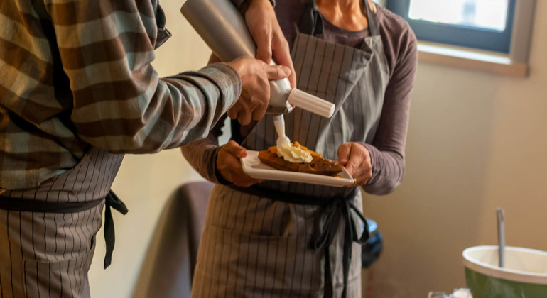 cooking-class--tasting-waffles-beer-es-11