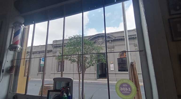 Yungay: Barrio de Resistencia Cultural en Santiago Chile — #11