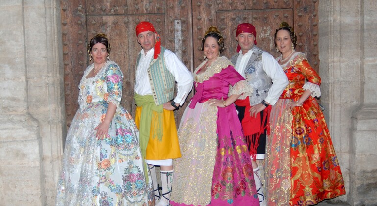 fallera-for-one-day---learn-more-about-spanish-culture-es-2