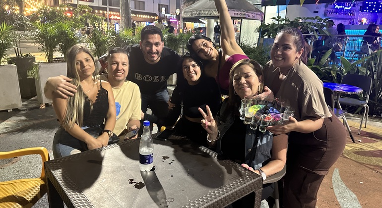 Experiencia Gastronómica Nocturna en Medellín Colombia — #9
