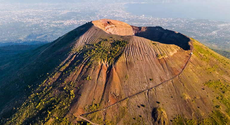 FREETOUR.com — From Naples Half-Day Sightseeing Tour to Vesuvius From Naples Half-Day Sightseeing Tour to Vesuvius Provided by pipino giuseppe