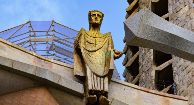 el-tour-de-la-foto-exterior-de-la-sagrada-familia-es-5