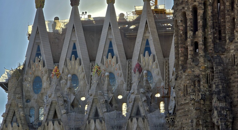 el-tour-de-la-foto-exterior-de-la-sagrada-familia-es-8