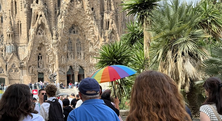 el-tour-de-la-foto-exterior-de-la-sagrada-familia-es-19