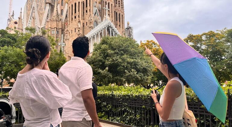 el-tour-de-la-foto-exterior-de-la-sagrada-familia-es-20