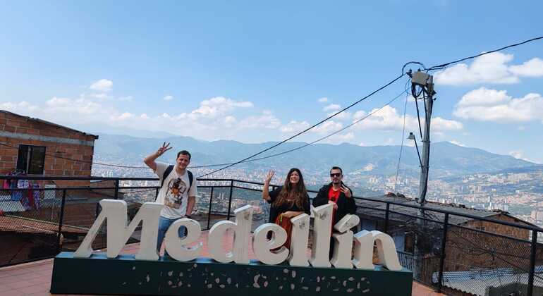 Tour Manrique Comuna 3 Medellin Colombia — #10