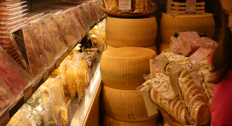 bolognas-gastronomic-markets-free-walking-tour-es-20